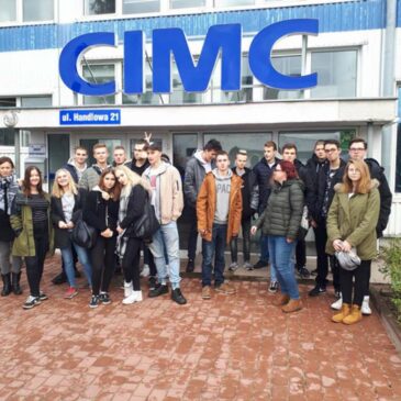 Wycieczka klasy II bS do firmy CIMC Vehicles
