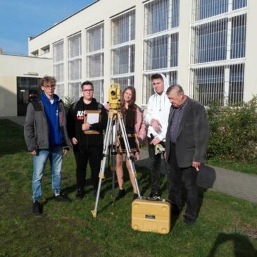 XLII Olimpiada Wiedzy Geodezyjnej i Kartograficznej