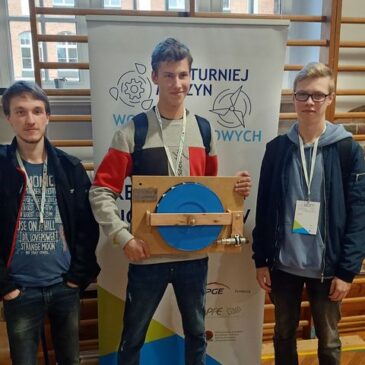 Nasi uczniowie na Turnieju Maszyn Wodnych i Wiatrowych