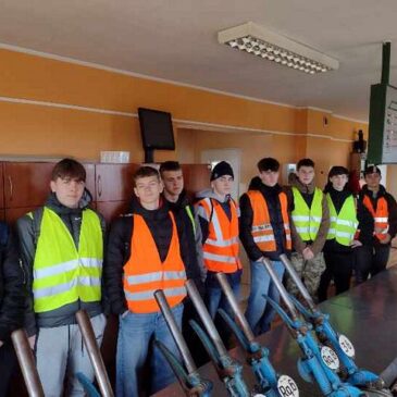 Wycieczka zawodowa klasy II R