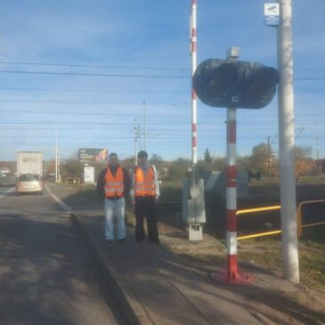 Wycieczka zawodowa klasy IV R na przejazd kolejowo-drogowy