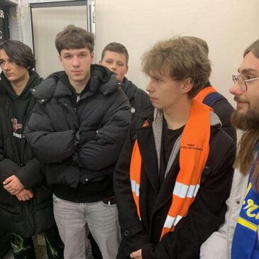 Wycieczka zawodowa klasy IV R na posterunek LCS Gdynia Główna