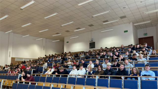 Konferencja „Praca wakacyjna – co powinniśmy wiedzieć?”