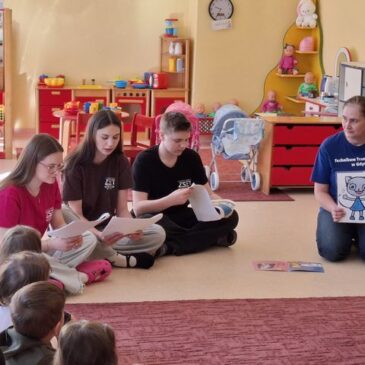 Nasi uczniowie promują czytelnictwo wśród najmłodszych