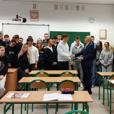 Pochwała dla ucznia klasy III aL