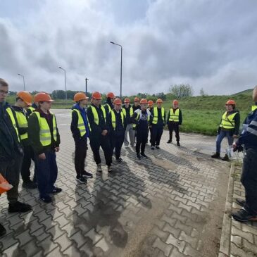 Klasy 1 U i 2 A/U na warszatach w Eko Dolinie