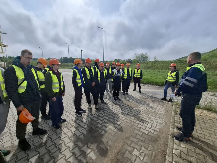 Klasy 1 U i 2 A/U na warszatach w Eko Dolinie