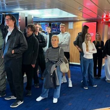 Klasy 3 S i 4 S z wizytą na promie Stena Line